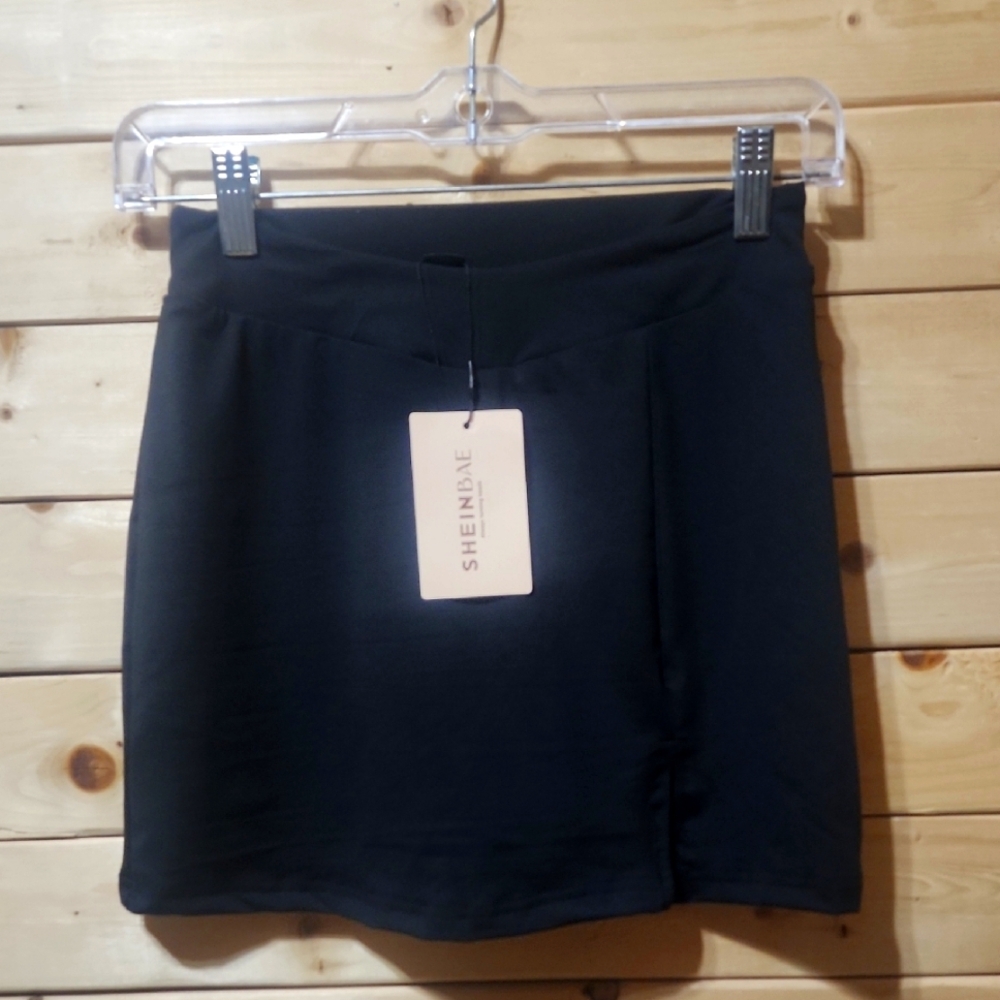 Shein bae Skort Size XS NEW